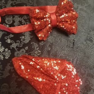 Bowtie and handkerchief set